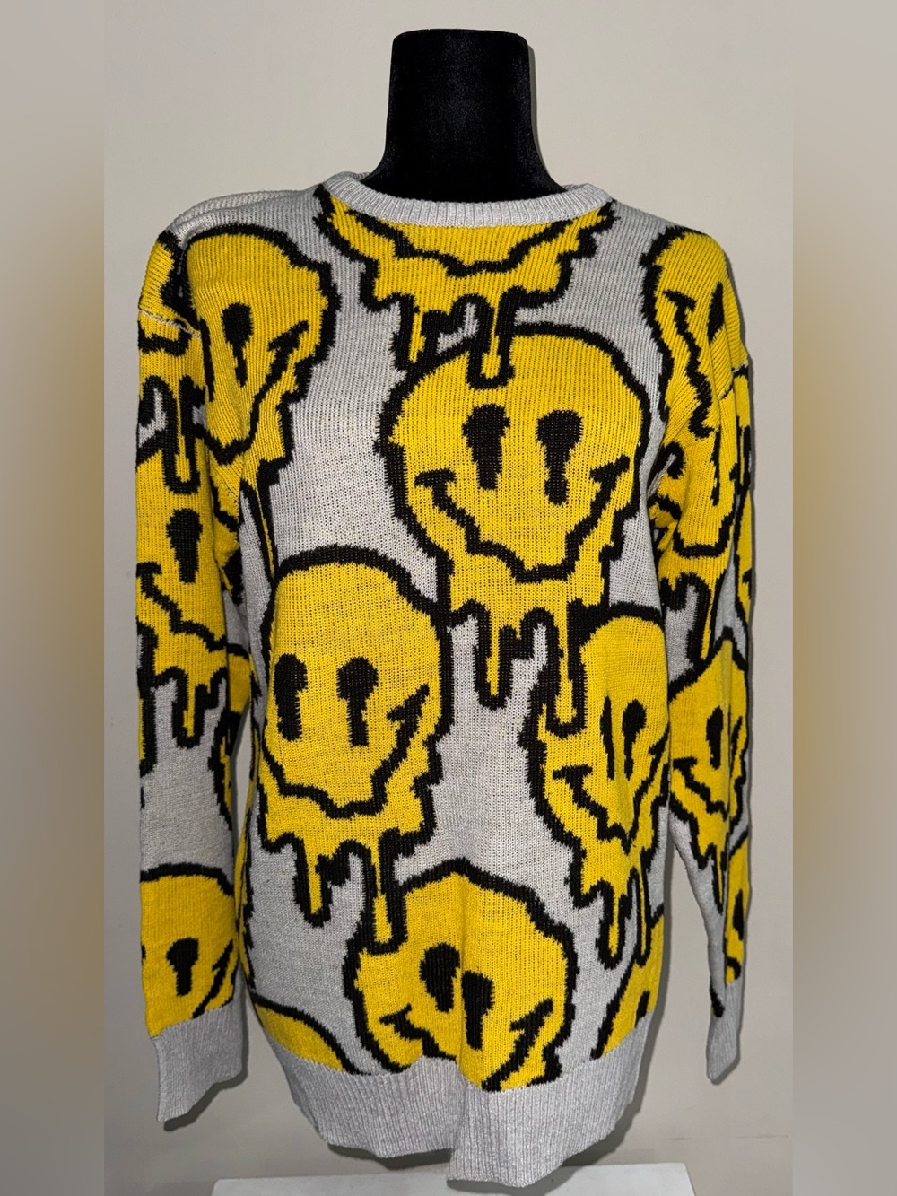 Reason Clothing Unisex Melting Smiley Face Knit Sweater Size L